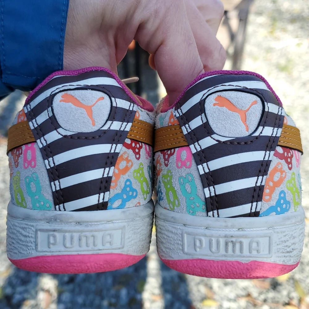 Puma Suede Kids Size US 4.5 C. GPWC. Gummy Care Bear design. White/Grey Pink.